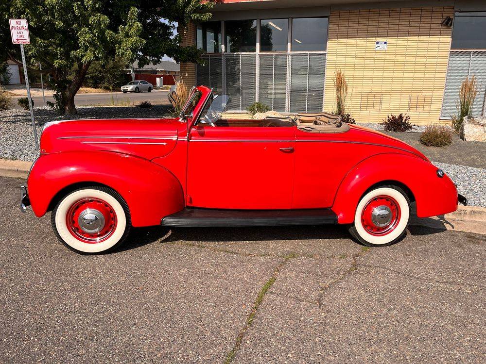 Ford-Deluxe-convertible-1939-10