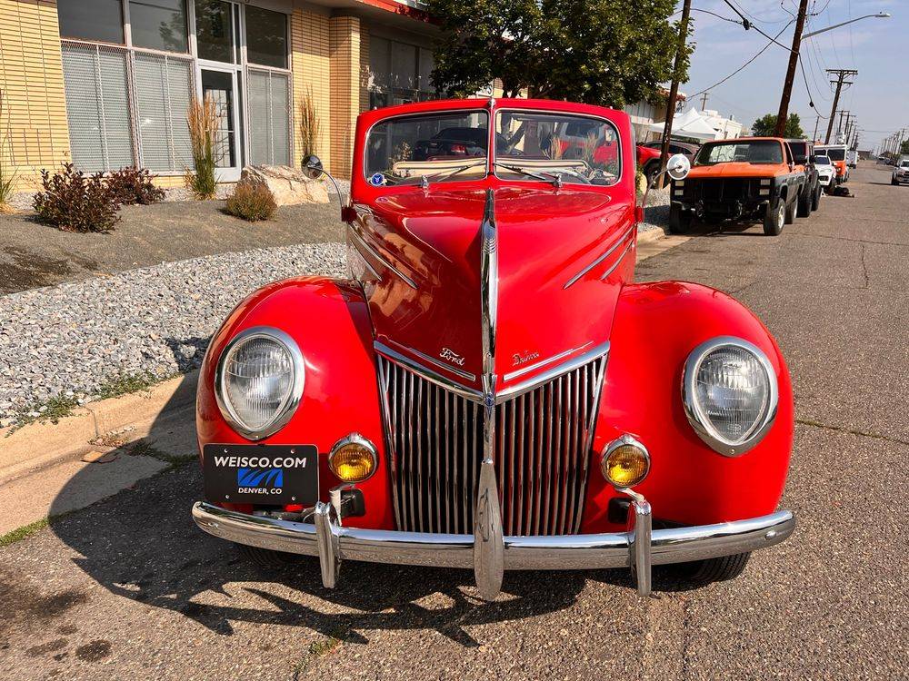 Ford-Deluxe-convertible-1939-14