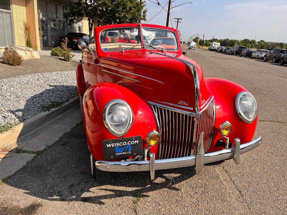 Ford-Deluxe-convertible-1939-15