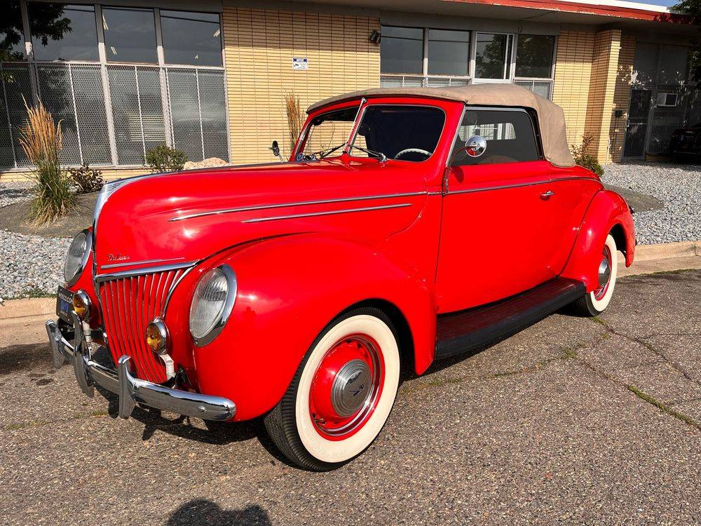 Ford-Deluxe-convertible-1939-21