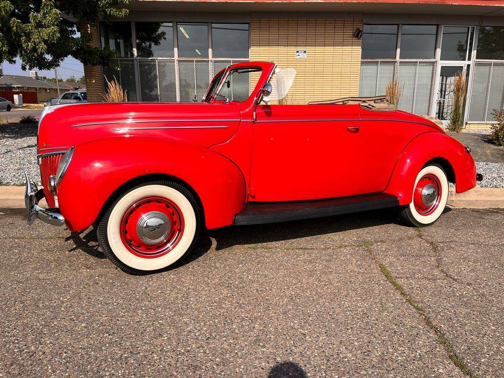 Ford-Deluxe-convertible-1939-22