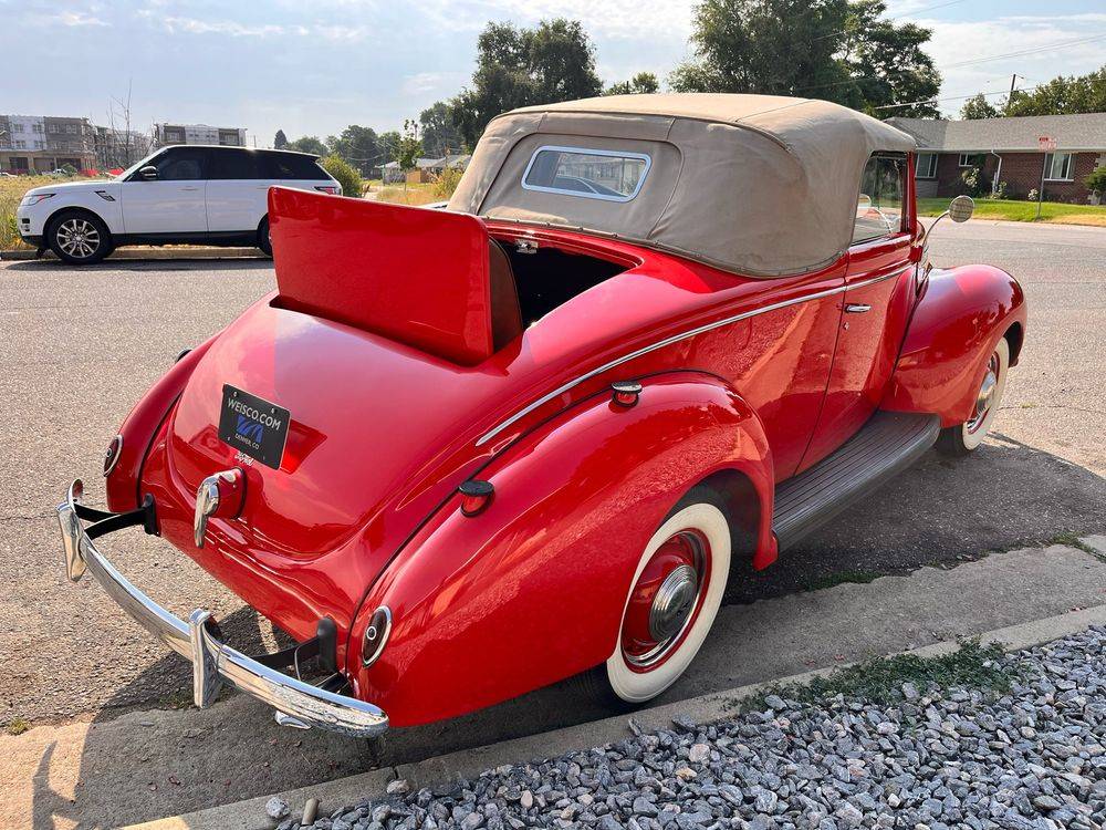 Ford-Deluxe-convertible-1939-4