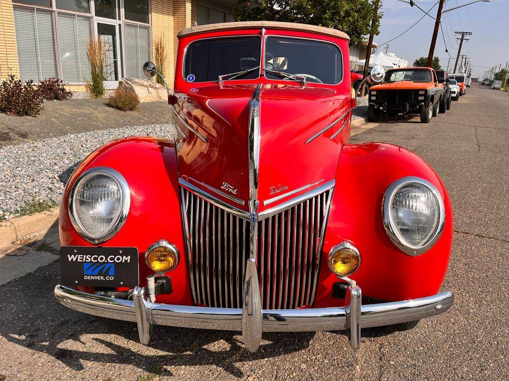 Ford-Deluxe-convertible-1939-6