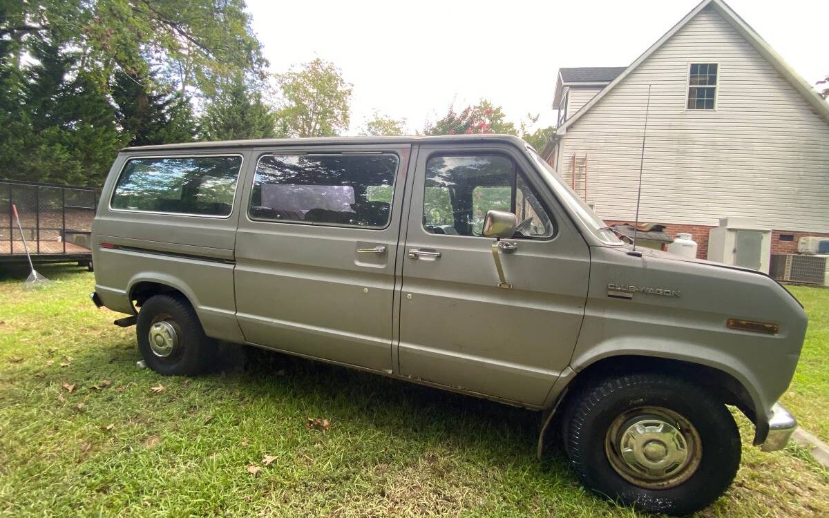 Ford-E-250-diesel-1987-2