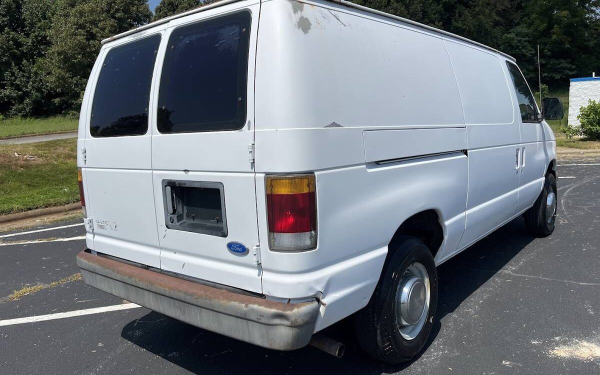 Ford-E150-cargo-van-1994-1