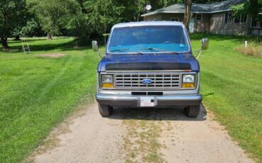 Ford-E150-econoline-1988