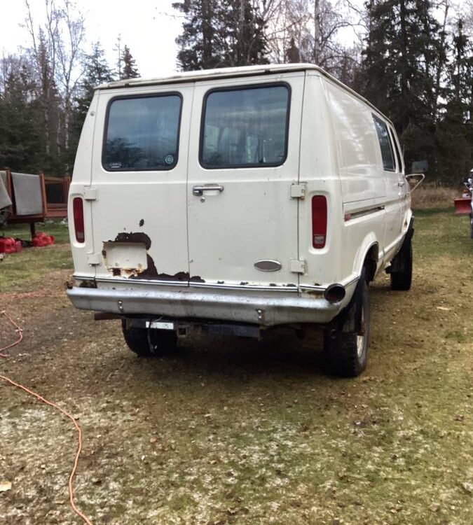 Ford-E350-cargo-van-1988-1