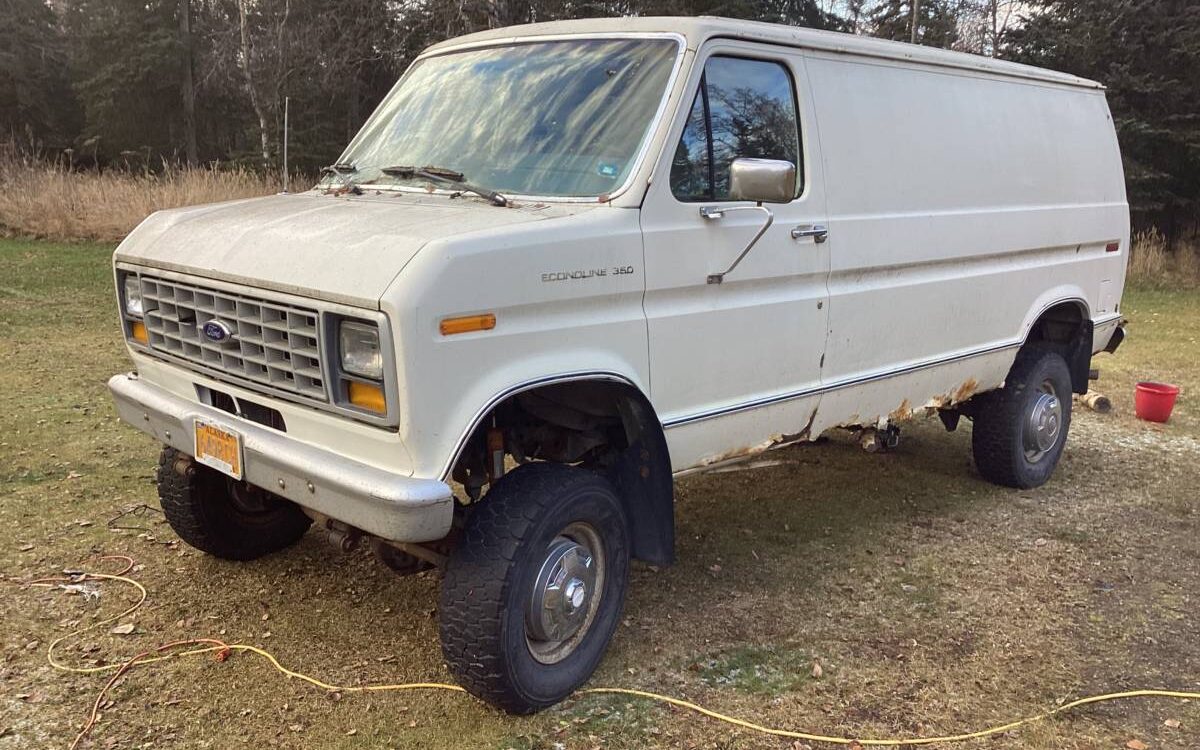 Ford-E350-cargo-van-1988-6