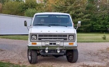 Ford-Econoline-1977-2