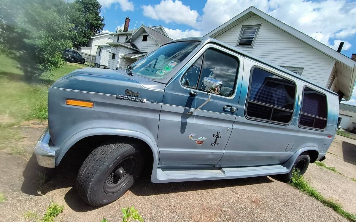 Ford-Econoline-e350-1987-9