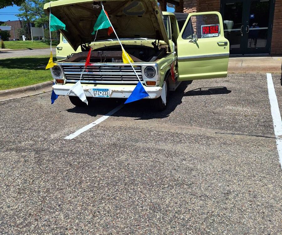 Ford-F-100-pickup-1968-1