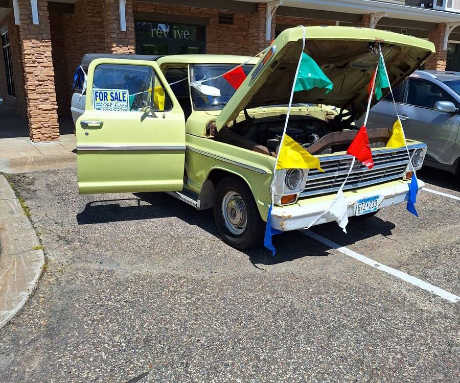 Ford-F-100-pickup-1968