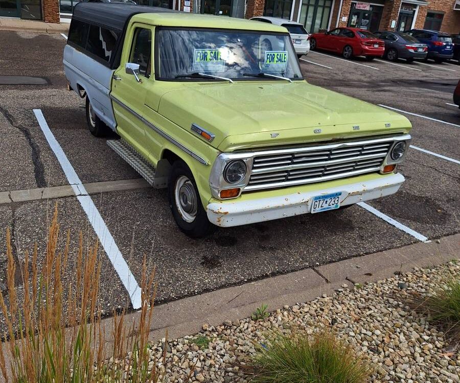 Ford-F-100-pickup-1968-3