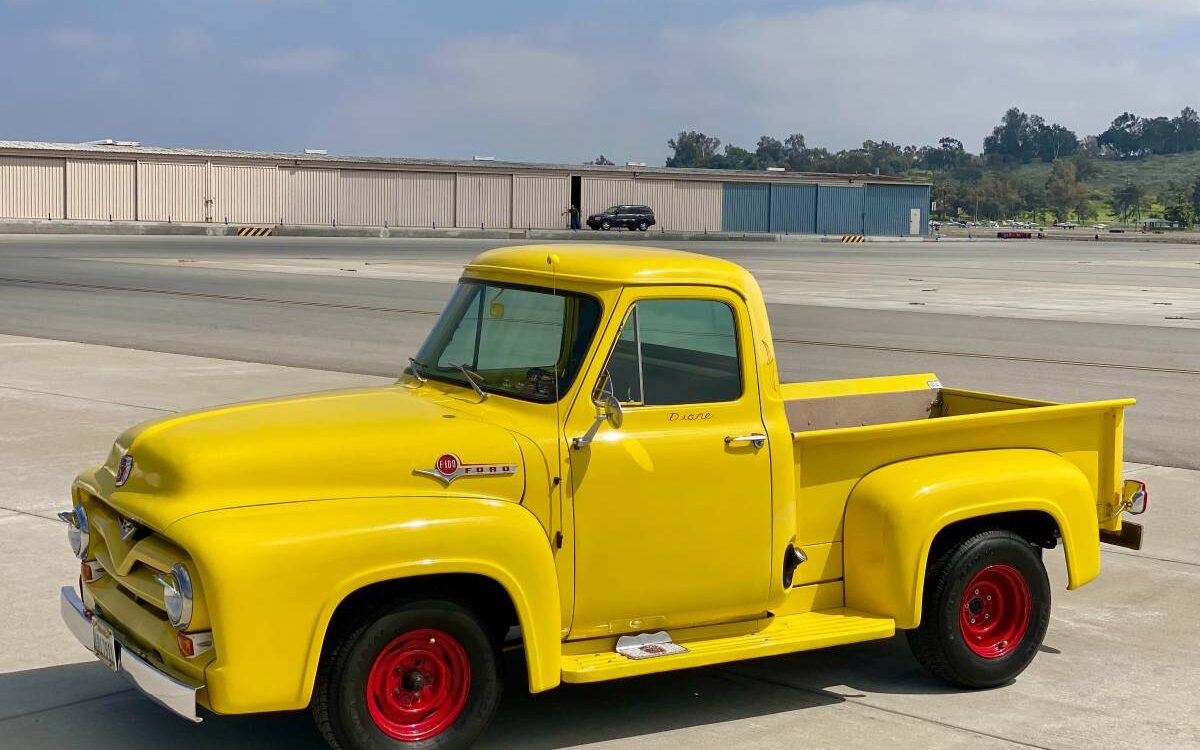 Ford-F-100-truck-1955-5