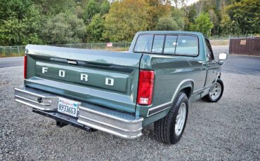 Ford-F-150-1986-5