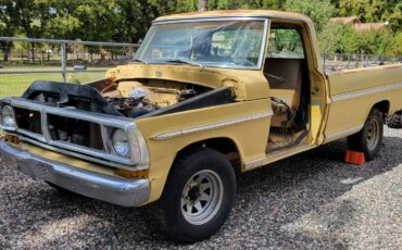 Ford-F100-4x4-1972-16