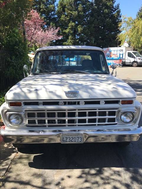 Ford-F100-pickup-1965-4