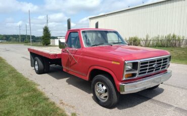 Ford-F350-1984