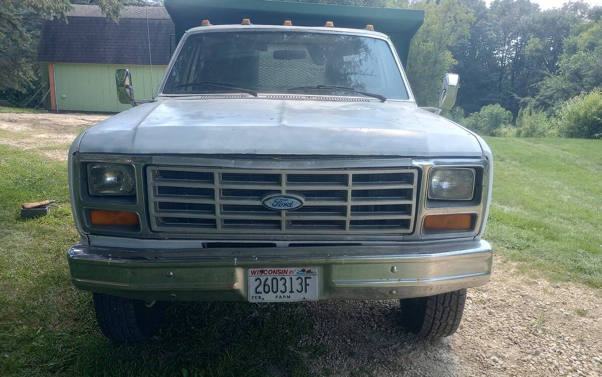 Ford-F350-dually-1985-5