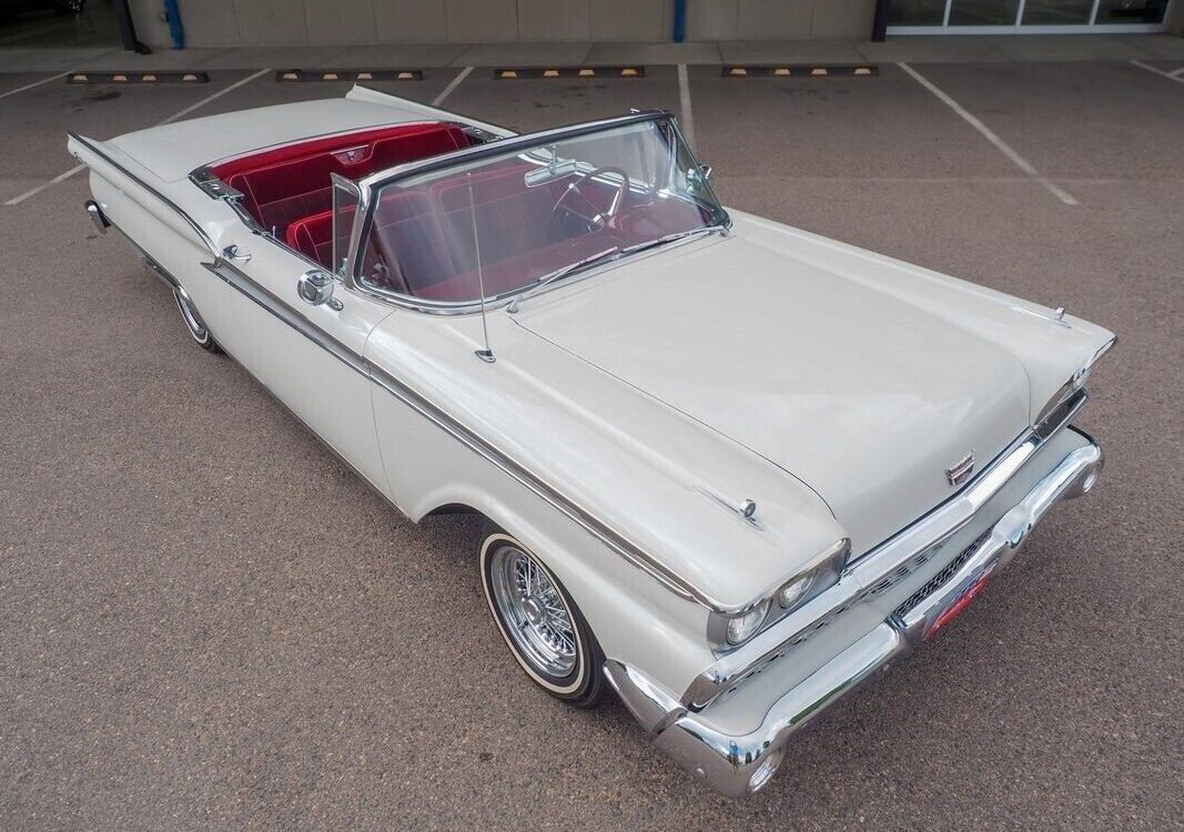 Ford-Galaxie-1959-11