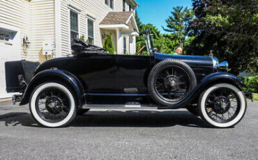 Ford-Model-A-Cabriolet-1928-2