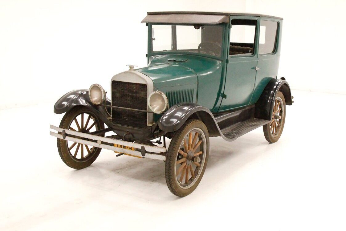 Ford-Model-T-Berline-1926