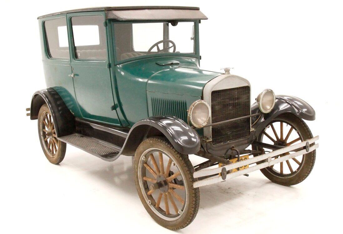 Ford-Model-T-Berline-1926-6