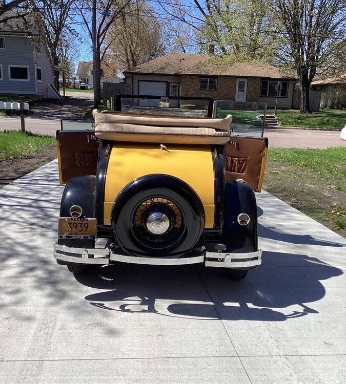 Ford-Model-a-cabriolet-1931-5