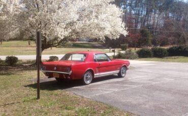 Ford-Mustang-1966-3