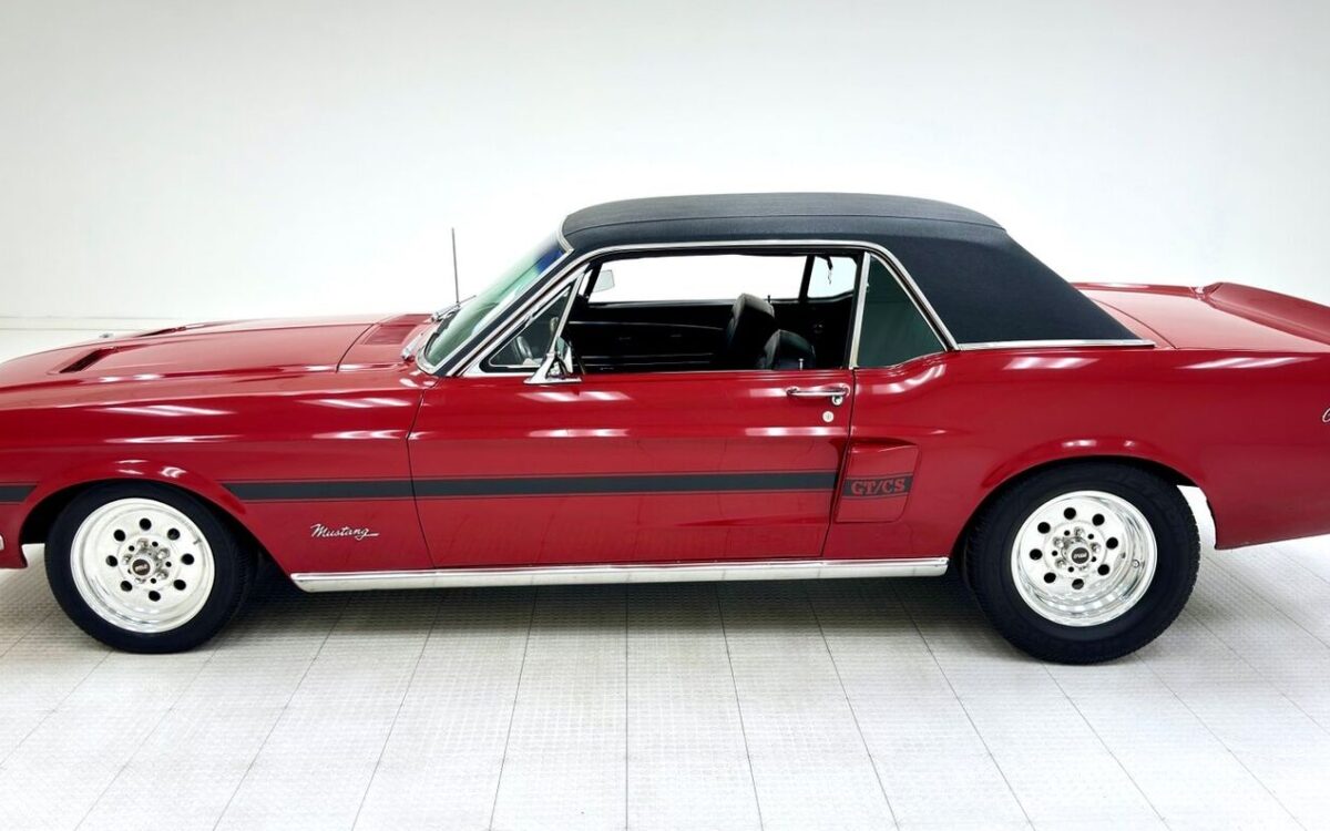 Ford-Mustang-1968-1