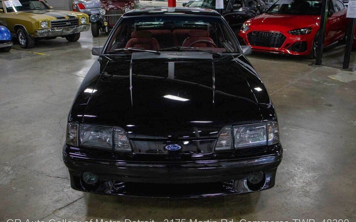 Ford-Mustang-1993-10