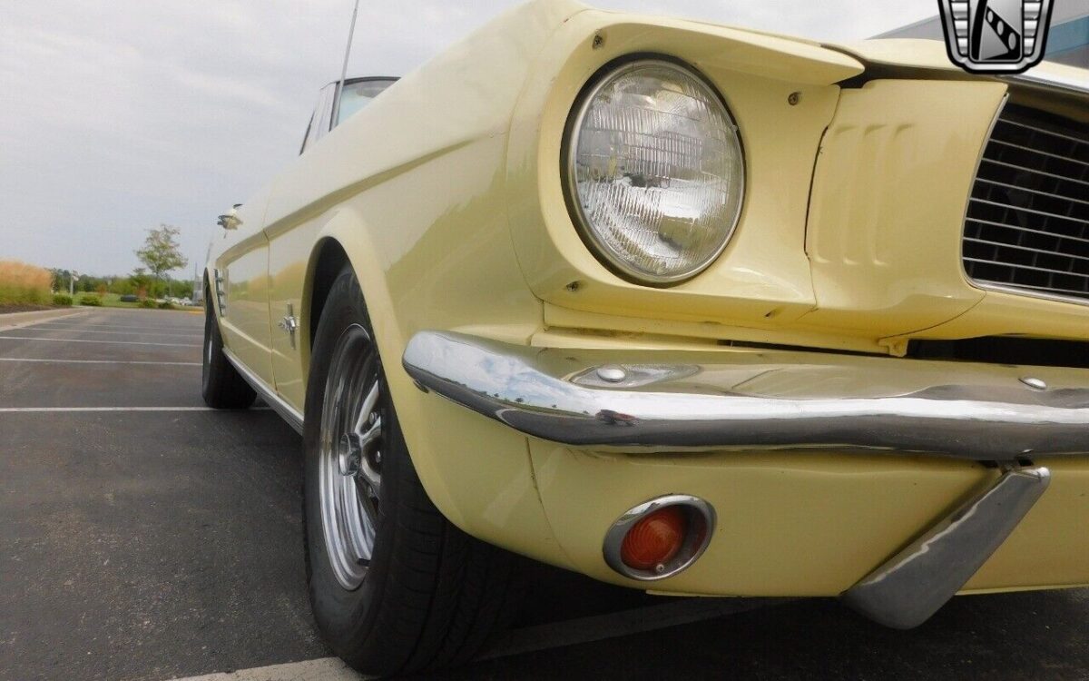 Ford-Mustang-Cabriolet-1966-10