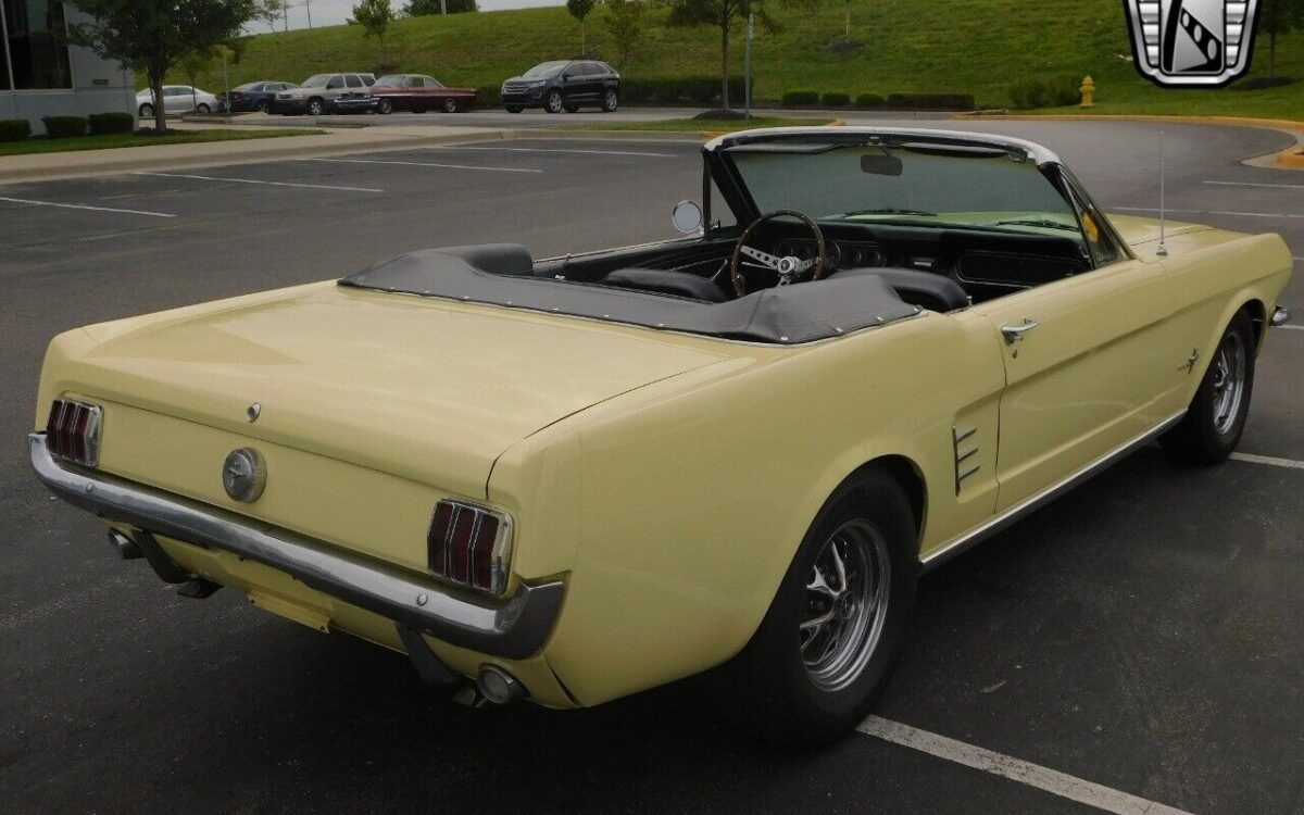 Ford-Mustang-Cabriolet-1966-5