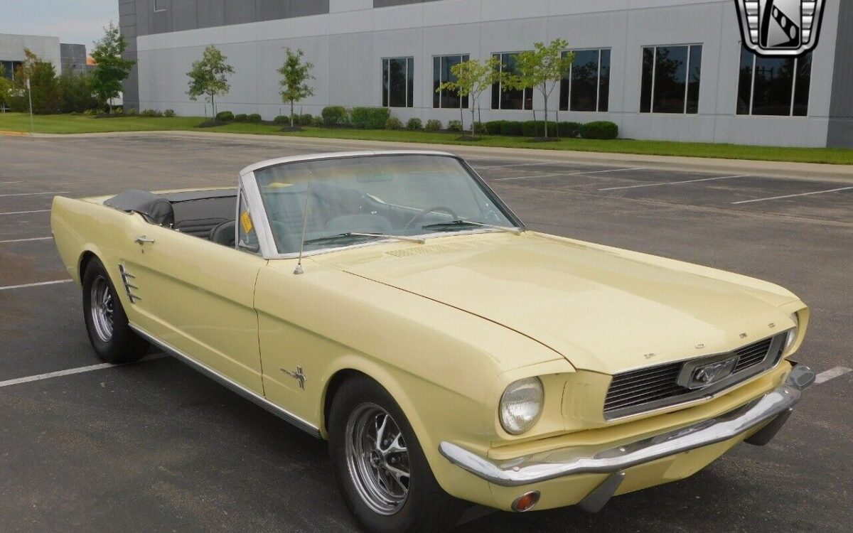 Ford-Mustang-Cabriolet-1966-7