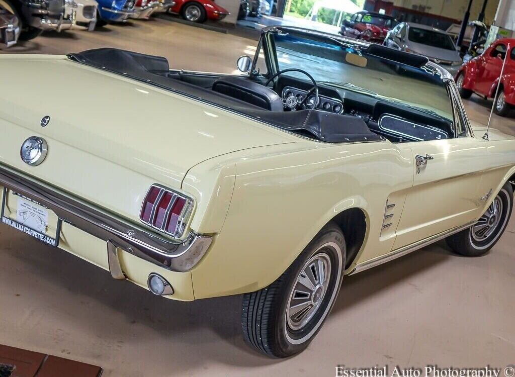 Ford-Mustang-Cabriolet-1966-8