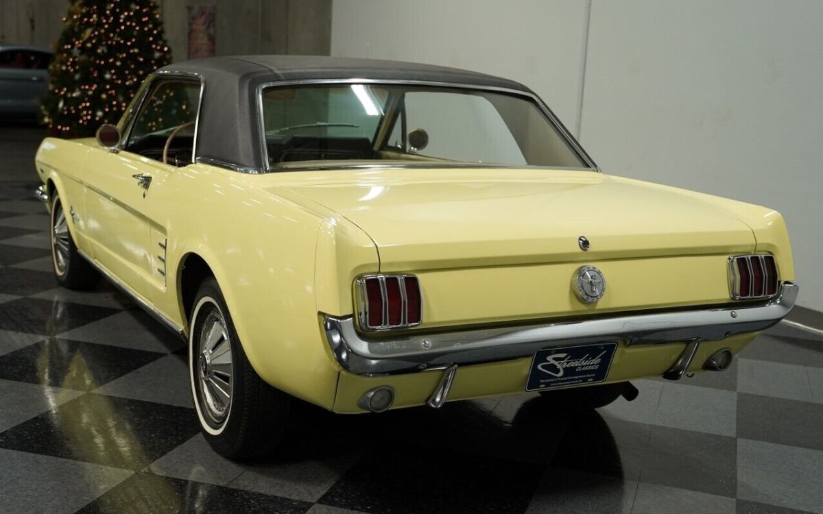 Ford-Mustang-Coupe-1966-7