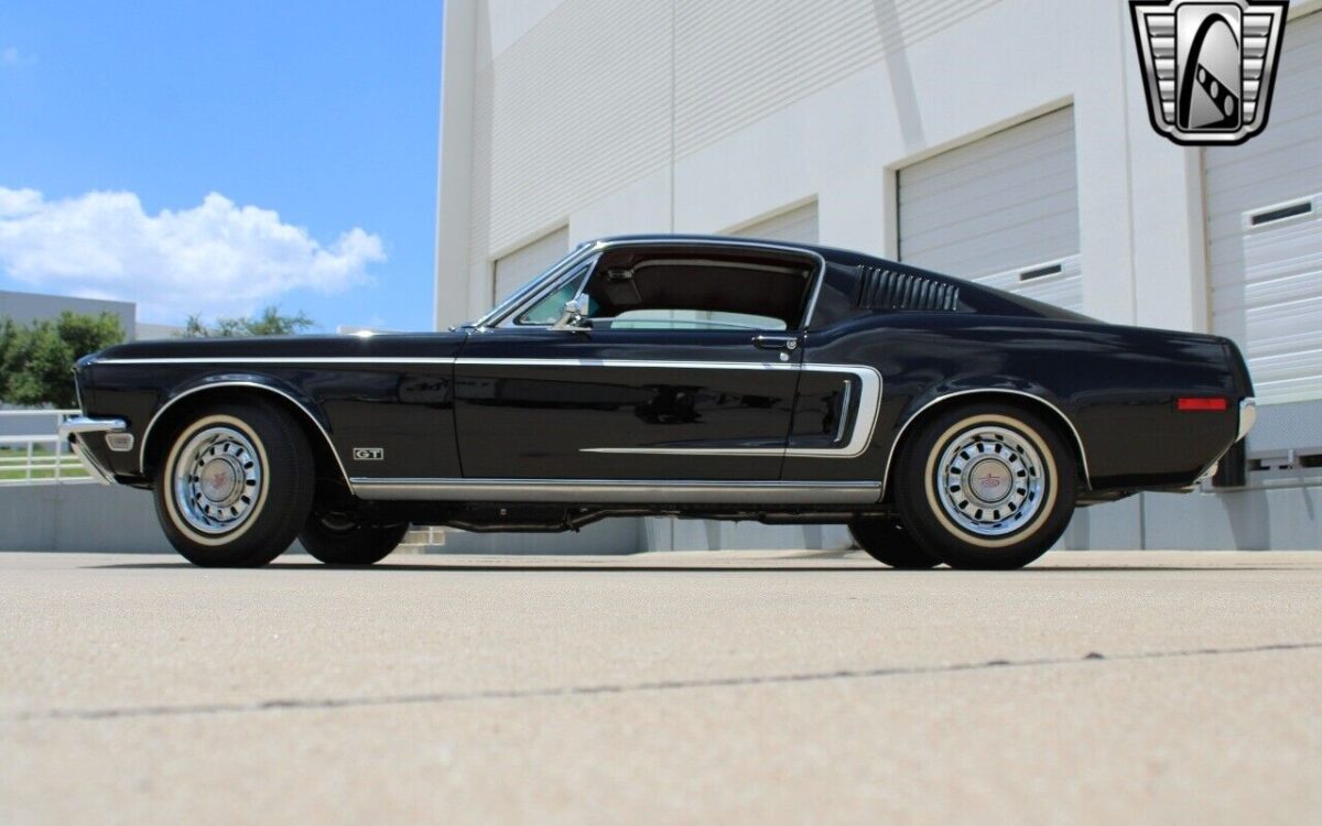 Ford-Mustang-Coupe-1968-4