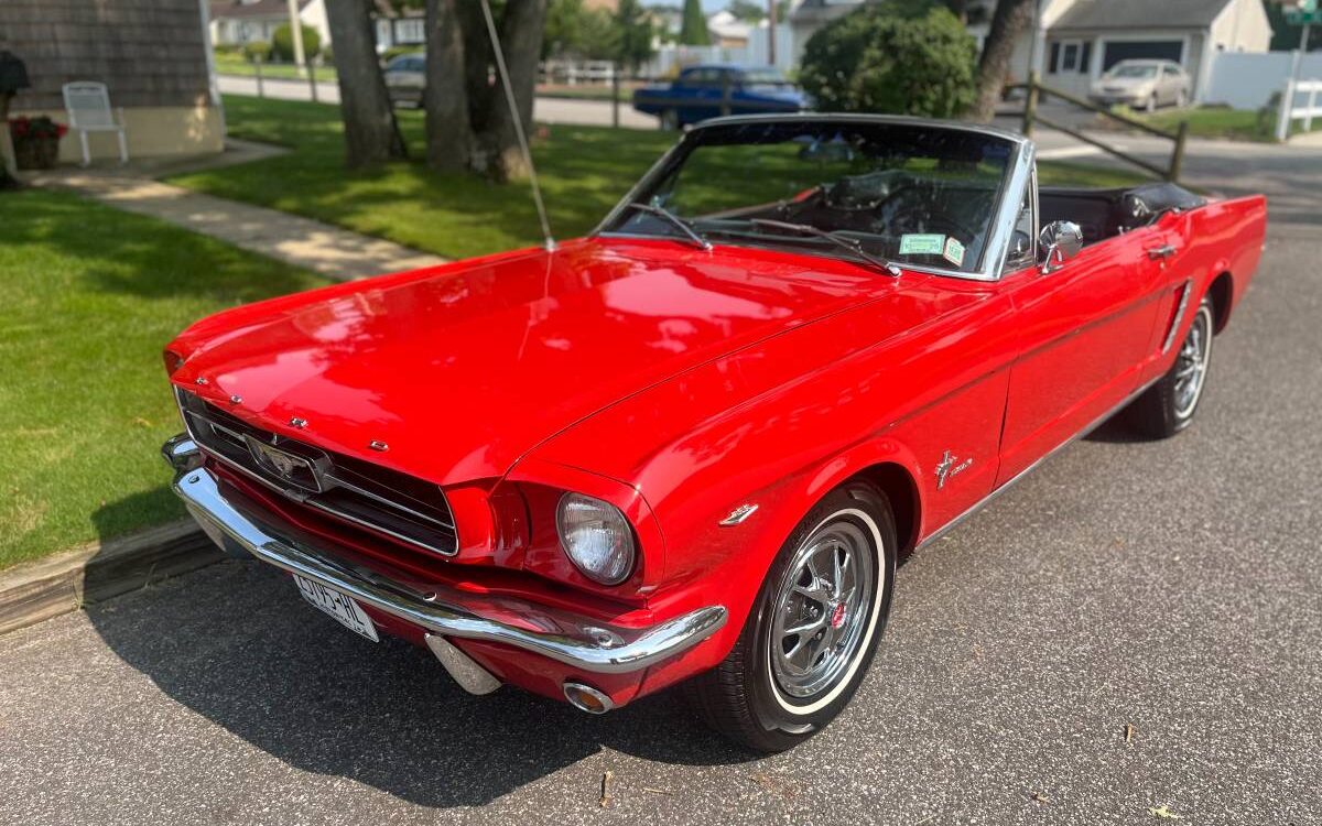 Ford-Mustang-convertible-1965-1