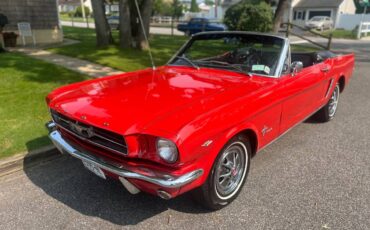 Ford-Mustang-convertible-1965-1