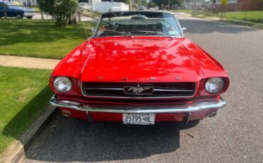 Ford-Mustang-convertible-1965