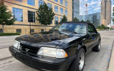 Ford-Mustang-convertible-1989-2