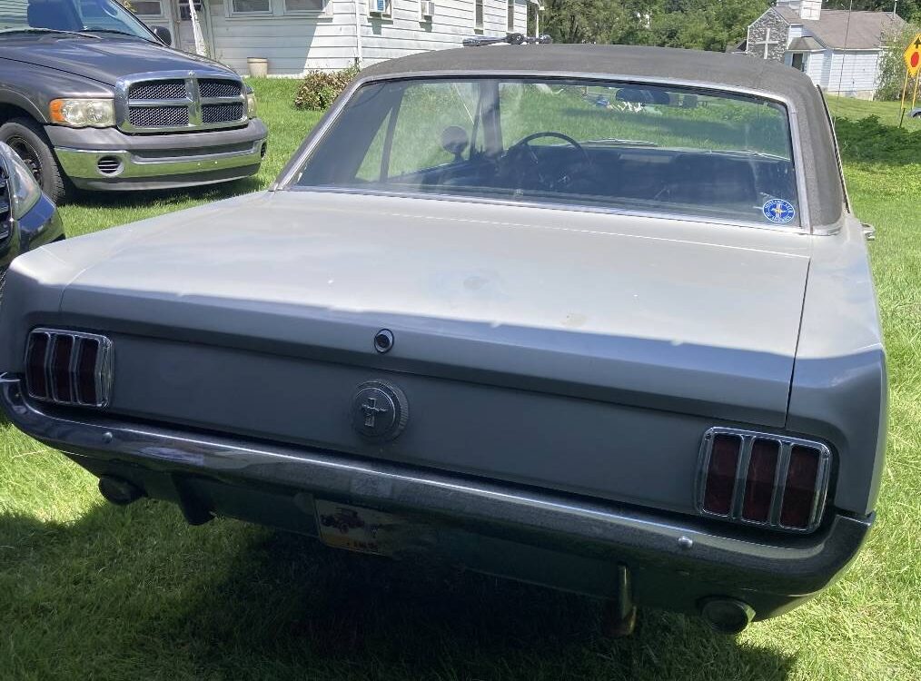 Ford-Mustang-coupe-1966-8