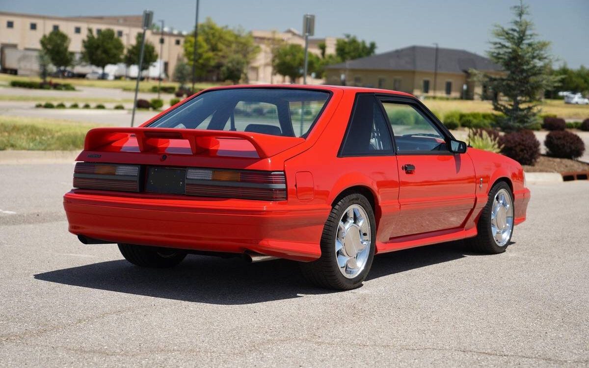 Ford-Mustang-gt-1990-2