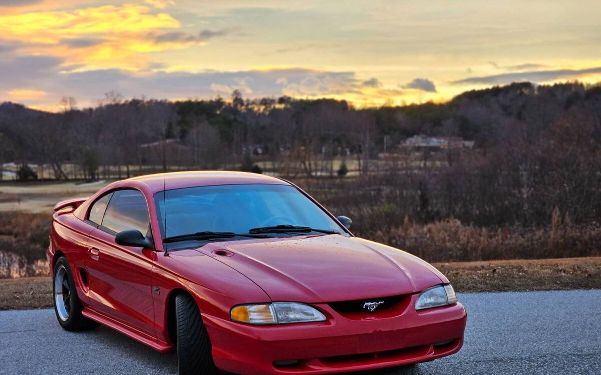 Ford-Mustang-gt-1994-2