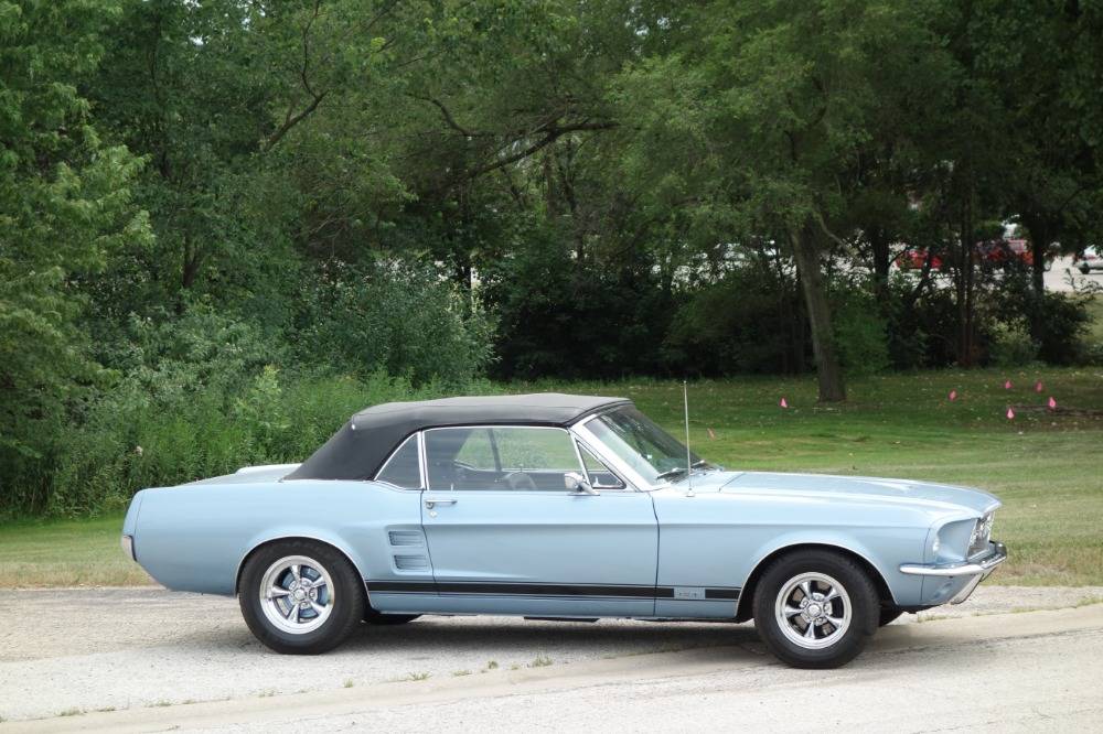 Ford-Mustang-gt-convertible-1967