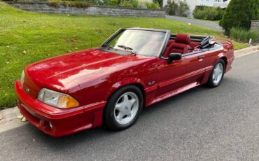 Ford-Mustang-gt-convertible-1988