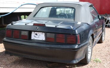 Ford-Mustang-gt-convertible-1988-2