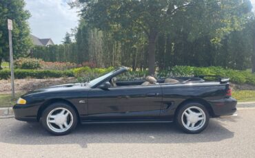 Ford-Mustang-gt-convertible-1994-2