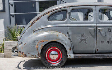 Ford-Standard-Deluxe-1940-10