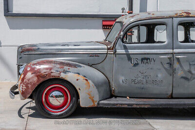 Ford-Standard-Deluxe-1940-11